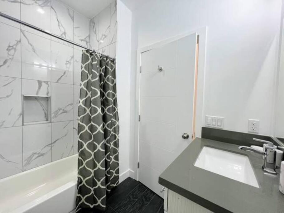 Casa vacanze 4br Townhouse In Koreatown